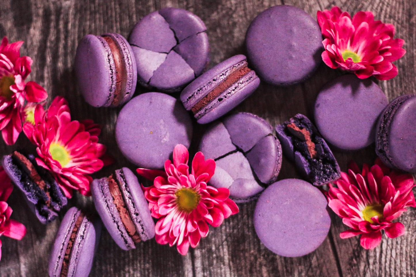 Elegant purple cassis vegan macarons with a bold blackcurrant ganache filling. Available for delivery, perfect for gifting or indulgence.